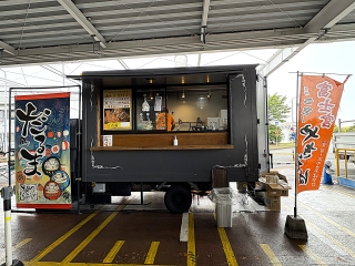 イベント本舗では、業者登録に応募いただいた奈良県のキッチンカー・屋台の方に買取出店の業務委託を請け負っていただく際、出店料等は不要です。