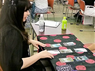 イベントに占い師を呼ぶ、占い師の派遣や出張費用の見積依頼は、イベント本舗