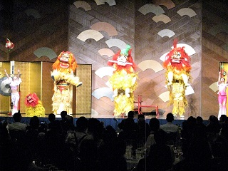中国獅子舞ショーの出張費用の見積依頼は、イベント本舗