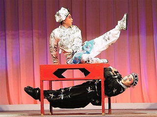 京劇（中国伝統演劇）の出張公演費用の見積依頼は、イベント本舗