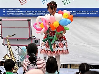 バルーンアートショーの出張公演を依頼するなら、イベント本舗